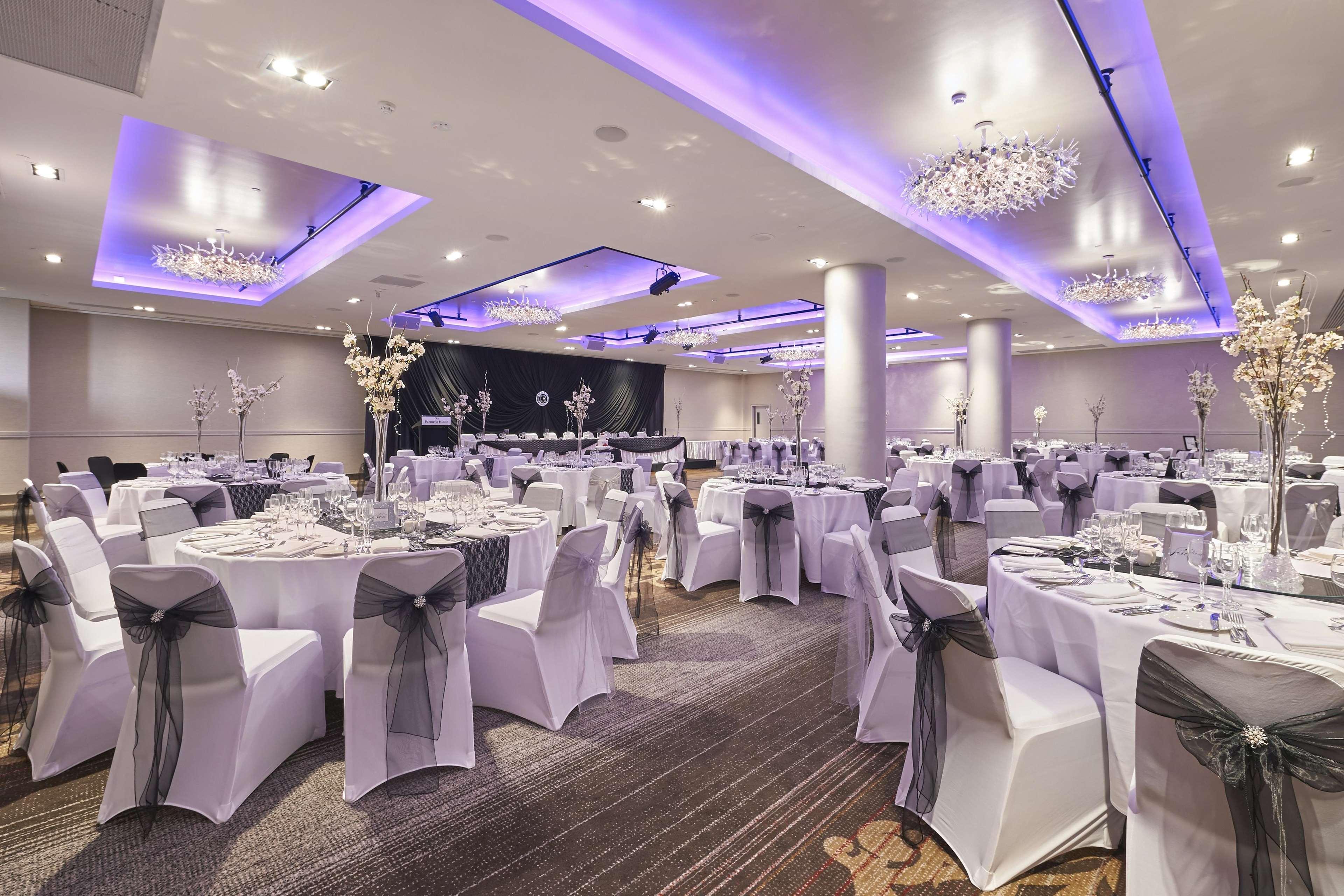 Hotel Parmelia Hilton Perth Exterior foto The ballroom at the Crowne Plaza Hotel, Manchester
