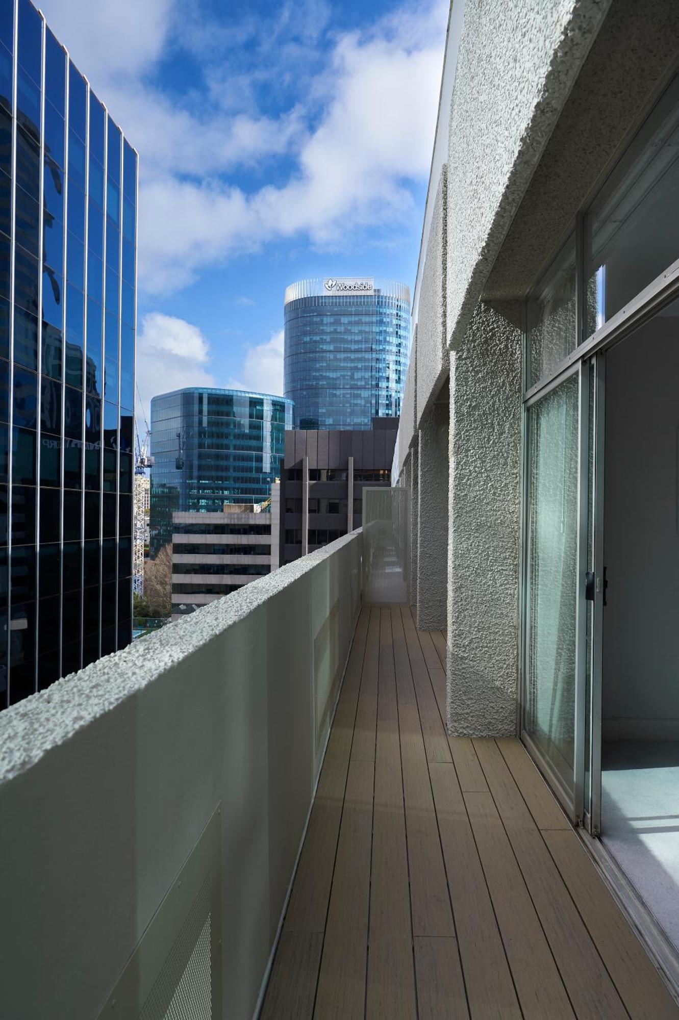 Hotel Parmelia Hilton Perth Exterior foto A balcony in Madrid, Spain