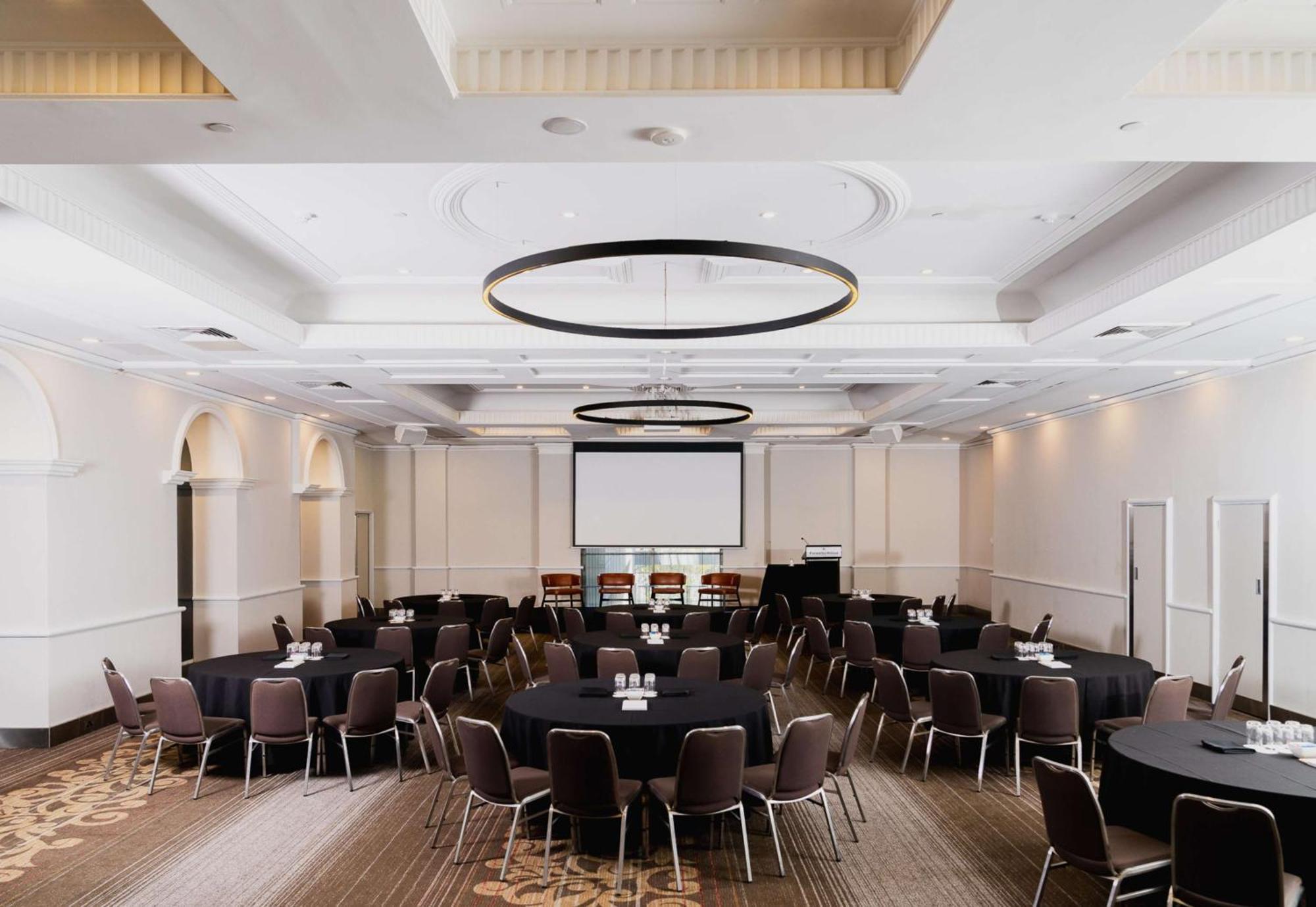 Hotel Parmelia Hilton Perth Exterior foto The ballroom at the hotel
