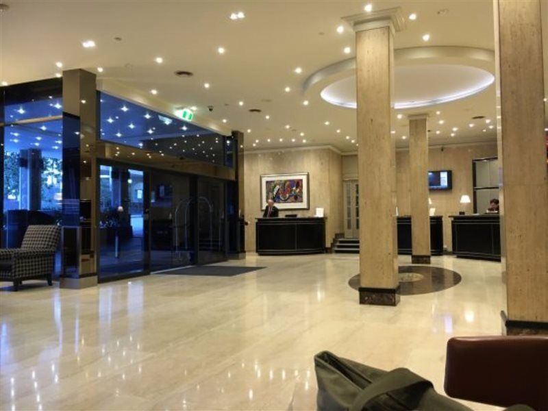 Hotel Parmelia Hilton Perth Exterior foto The lobby of the hotel